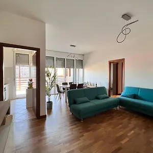 appartamento-de-luxe-giada.emilia-romagnahotels.net/